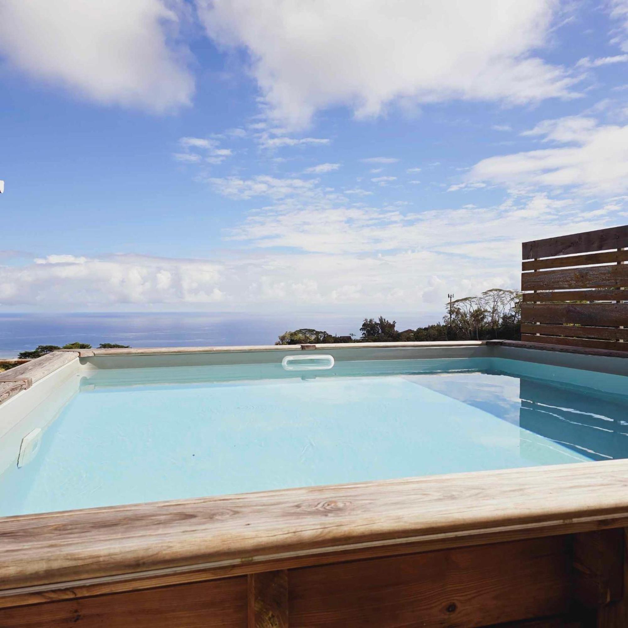 Fare Toahana, Accommodation With A Ocean View Faaa Exteriör bild