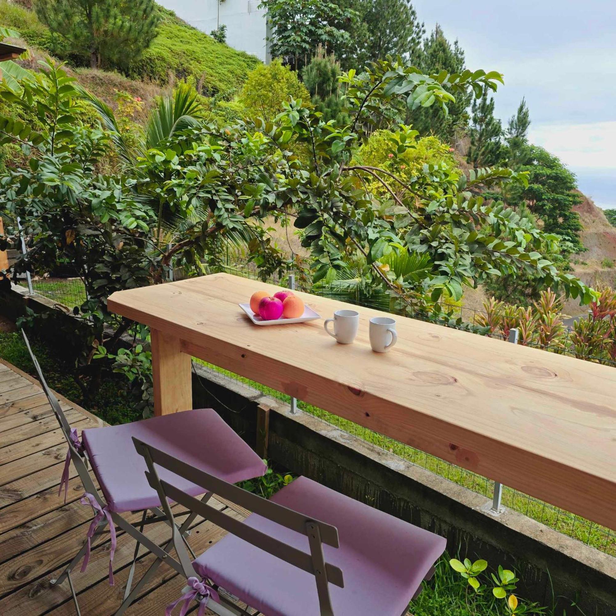 Fare Toahana, Accommodation With A Ocean View Faaa Exteriör bild