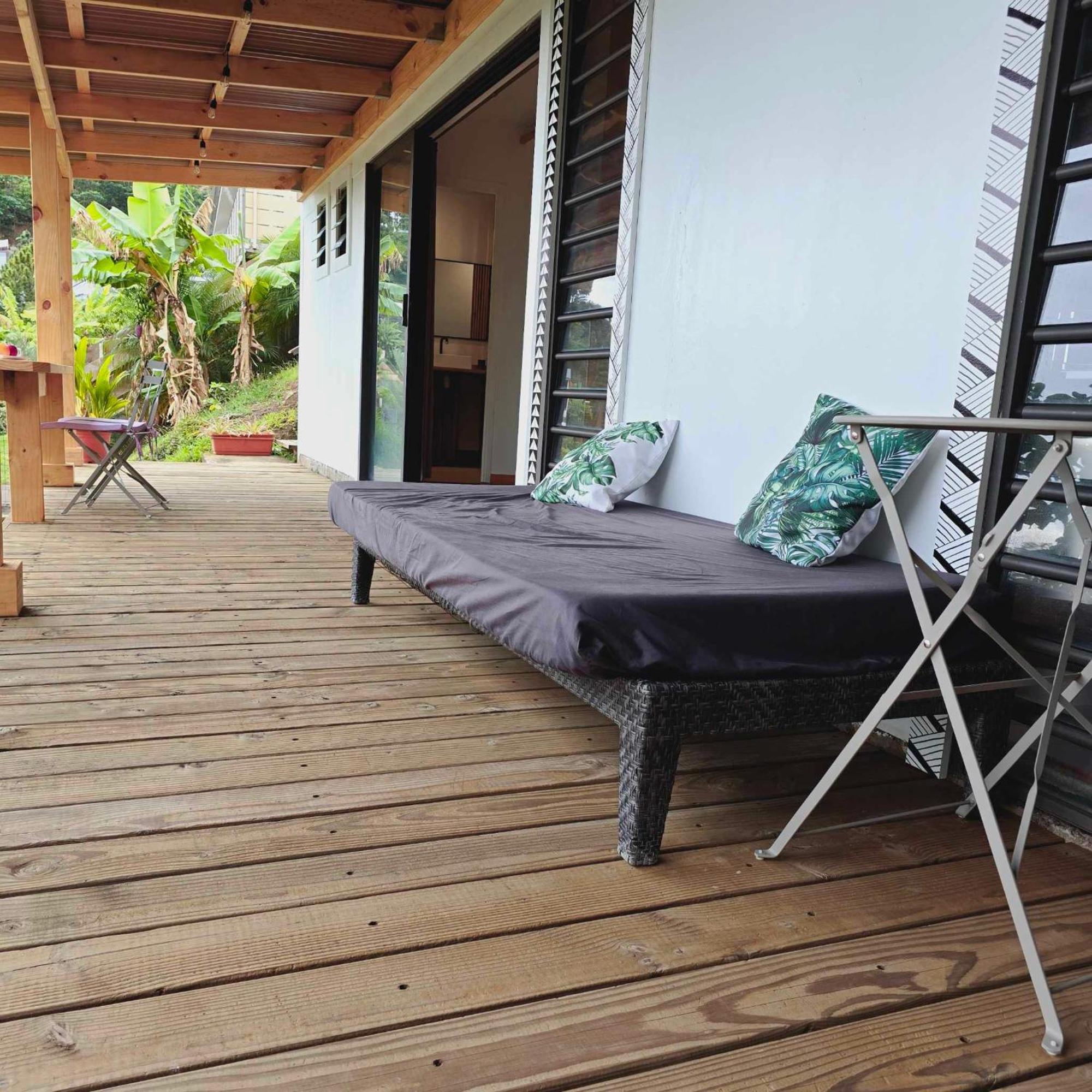 Fare Toahana, Accommodation With A Ocean View Faaa Exteriör bild