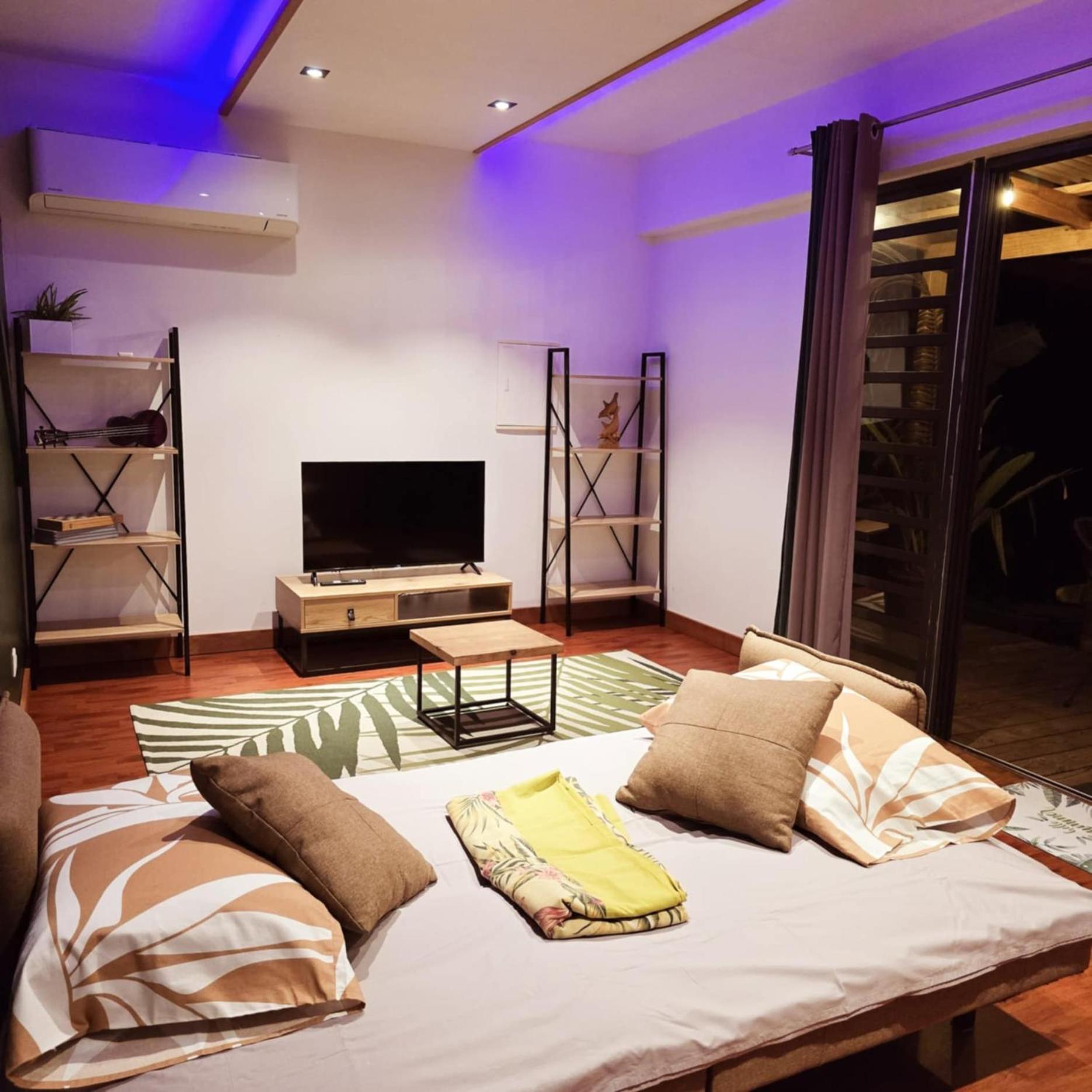Fare Toahana, Accommodation With A Ocean View Faaa Exteriör bild